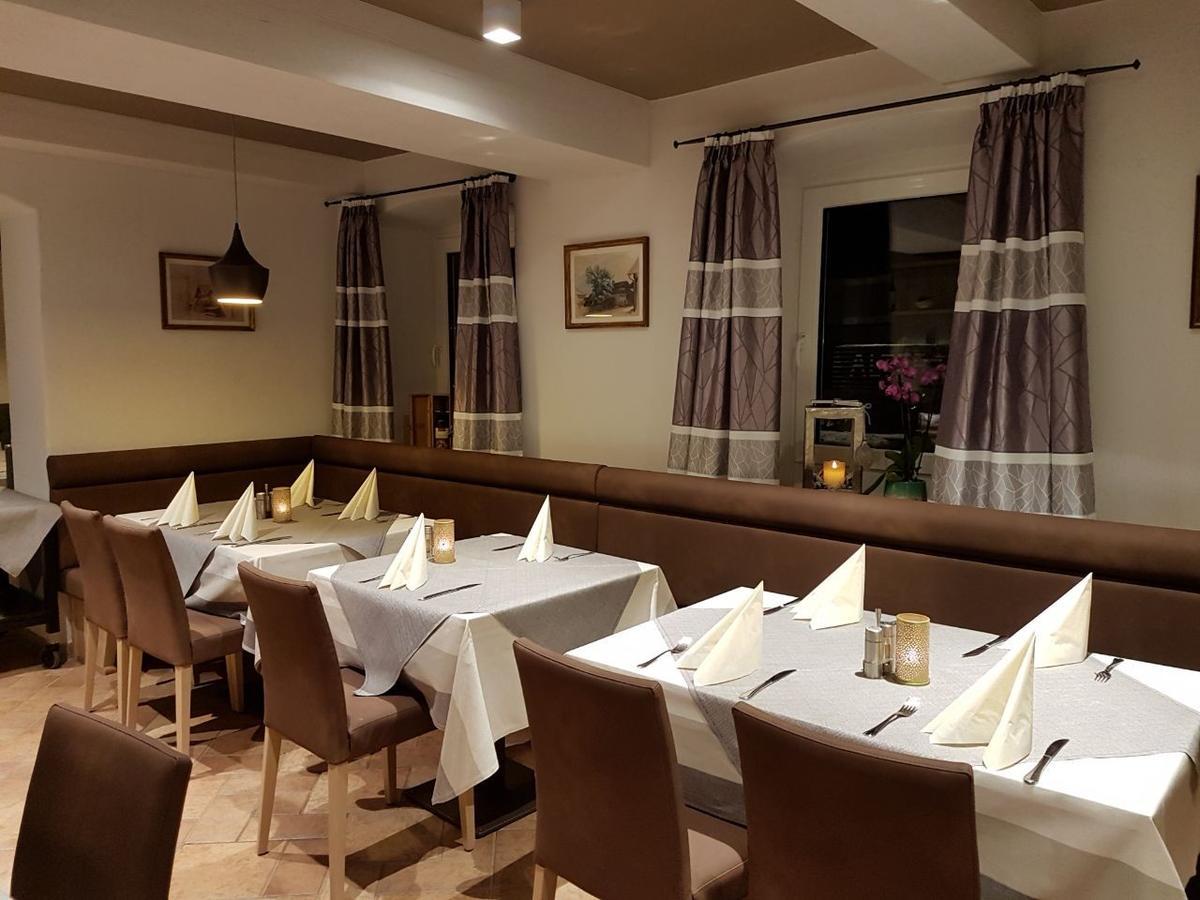 Landgasthof Kirchmayer Farchant Bagian luar foto