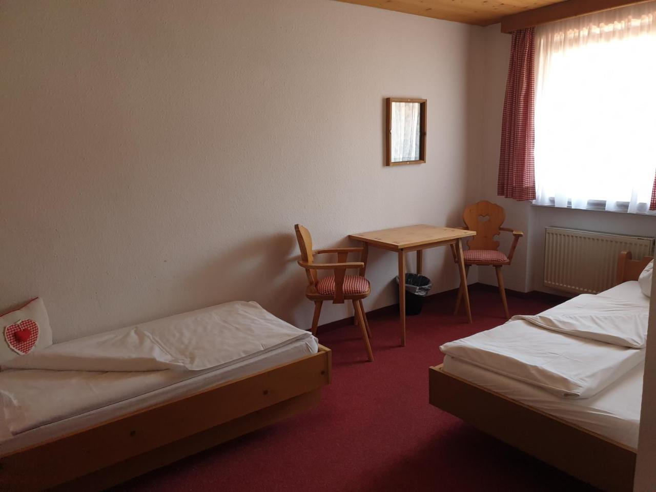 Landgasthof Kirchmayer Farchant Bagian luar foto