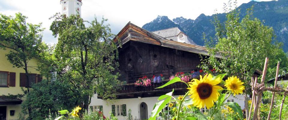 Landgasthof Kirchmayer Farchant Bagian luar foto